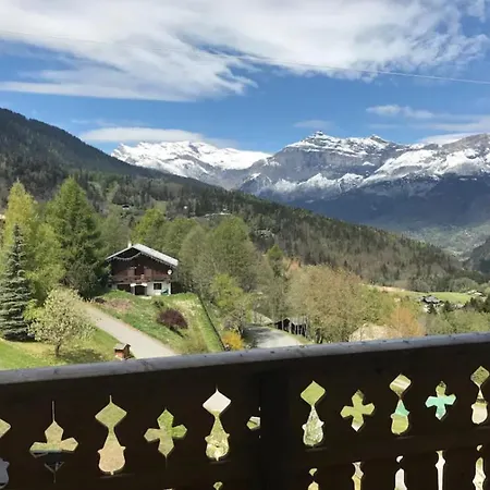 Au Pied / Chamonix *